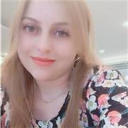 Profesora de francés imparte clases a niños o adultos